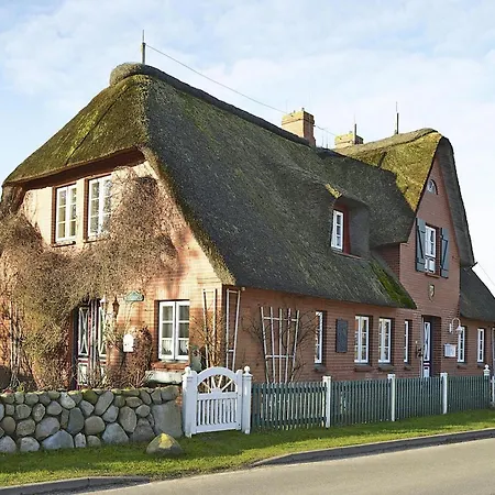 Holiday Home Oevenum * Oevenum